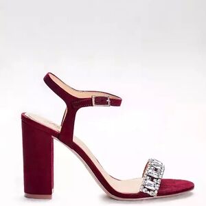 Badgley Mischka Hendricks Embellished Block Heel in wine size 10 never worn